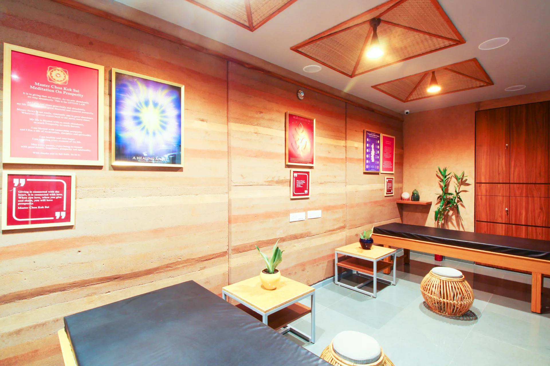 Navonmeshi Healing Centre