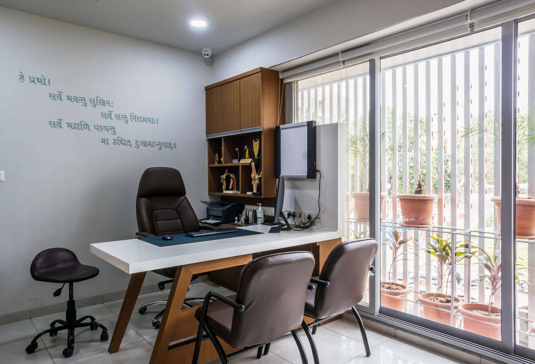 Vaishvi Orthpaedic Hospital