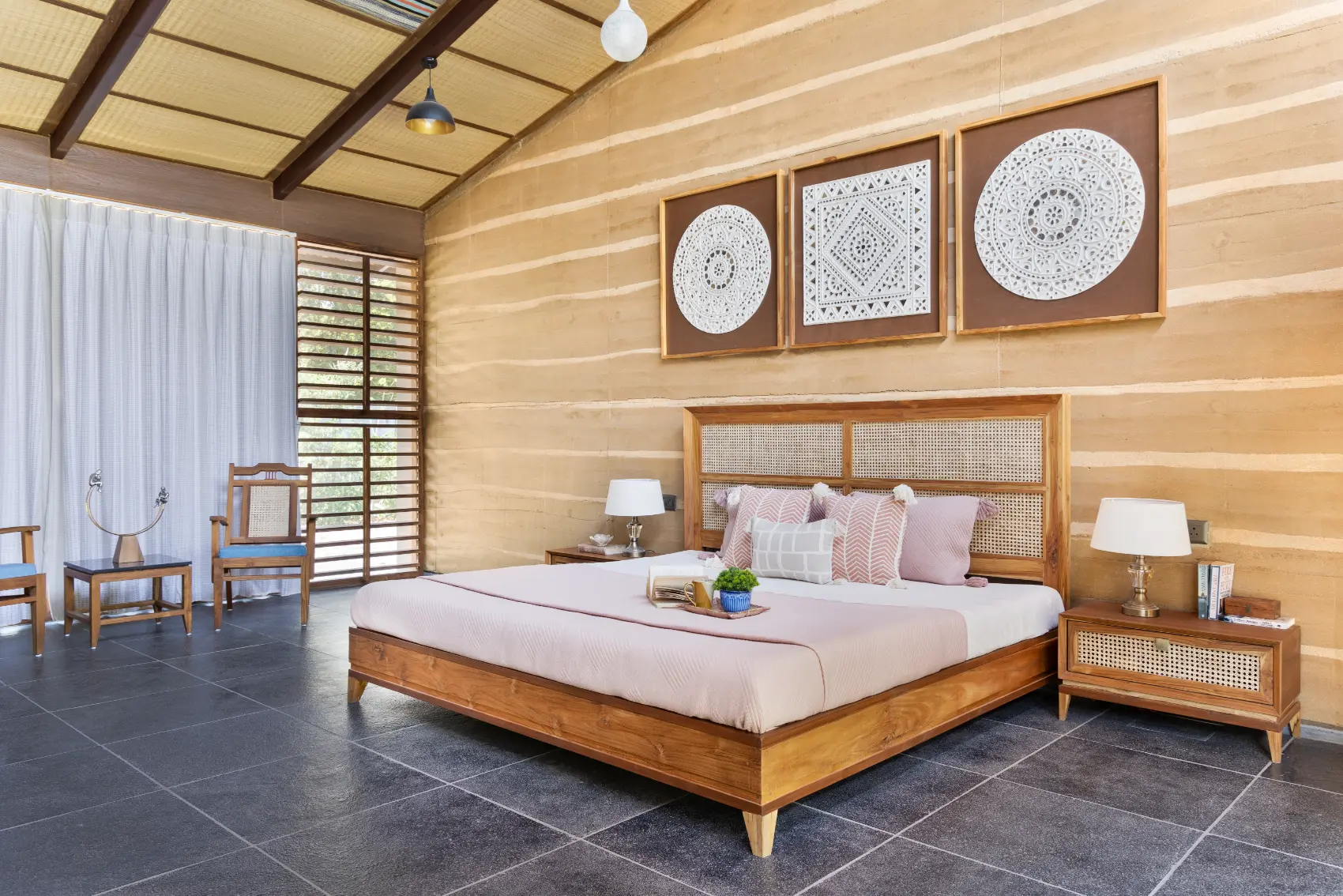 Dr. Rakesh Amroliwala Farmhouse