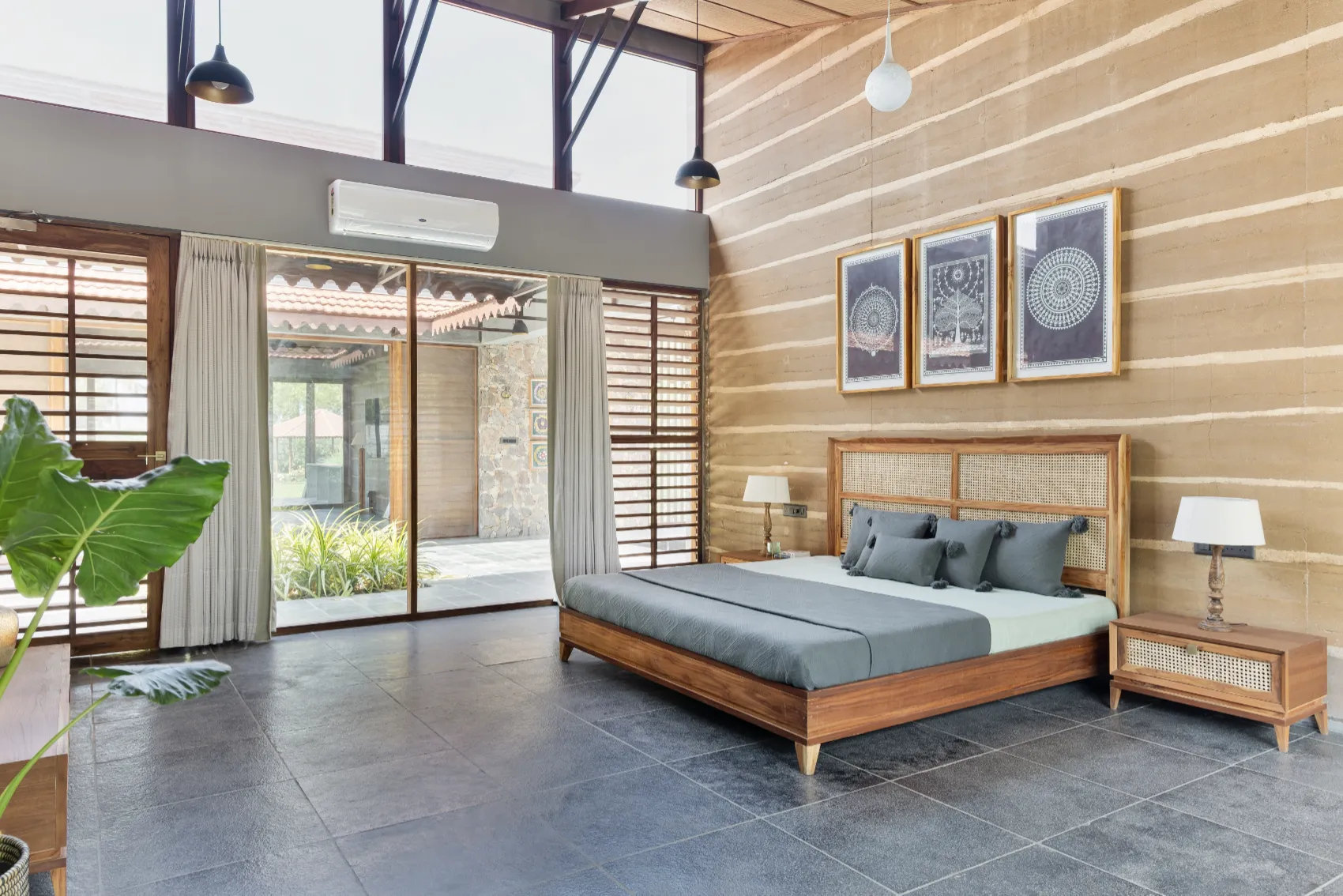 Dr. Rakesh Amroliwala Farmhouse